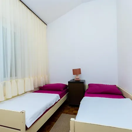 Appartement Vesna Pinezići