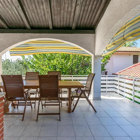 Vesna Apartment